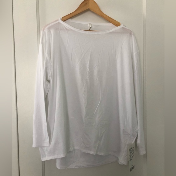 lululemon Back in Action Top - Picture 3 of 6